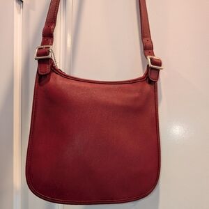 Coach Legacy Hippe Flap Vintage Red Leather Shoulder Bag GUC 9135